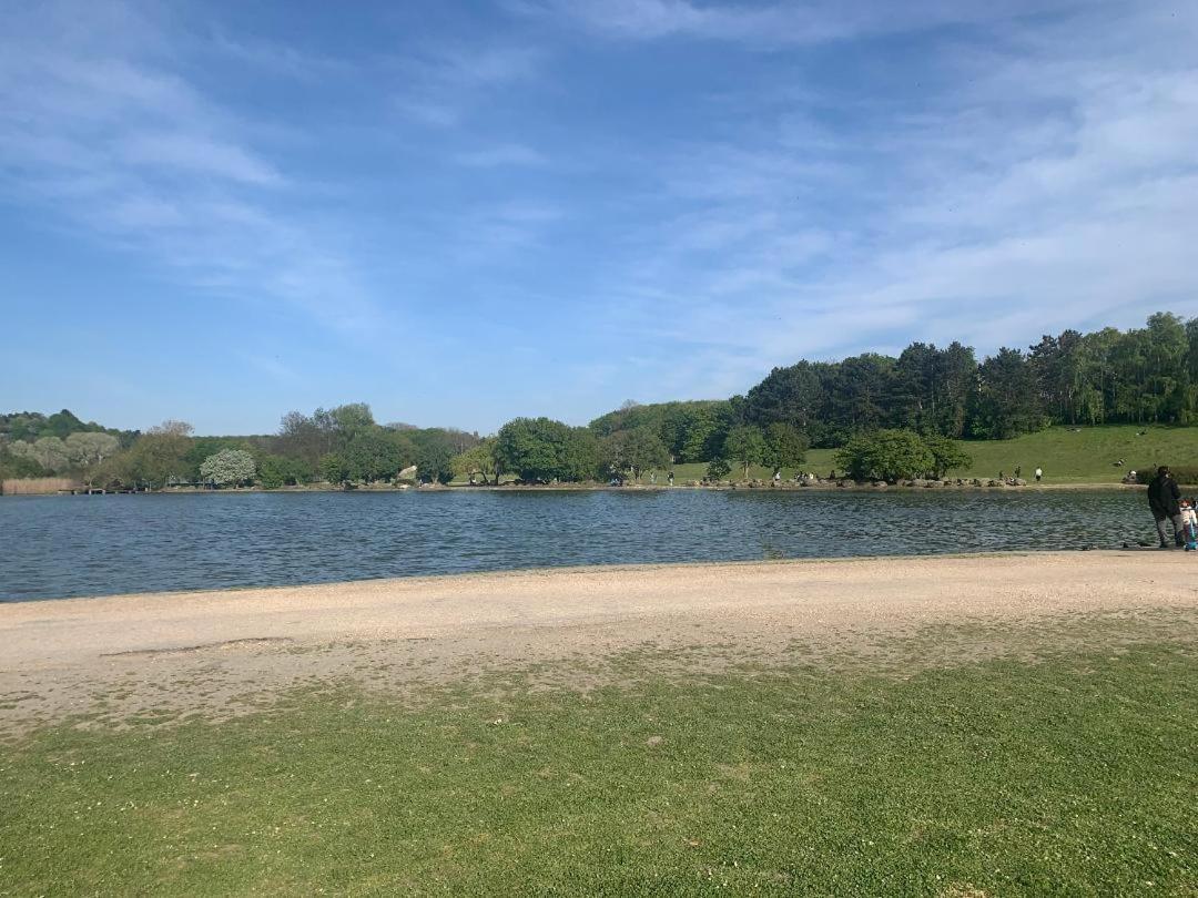 Gite Mella La Courneuve Esterno foto
